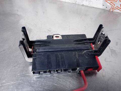 Foto 4ª: Caja Reles Fusibles Bmw Serie 3 315 318D 143CV 105KW [N47D20C] (2011)