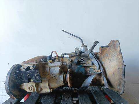 Caja Cambios Nissan Patrol FAMILIAR W160) 95CV