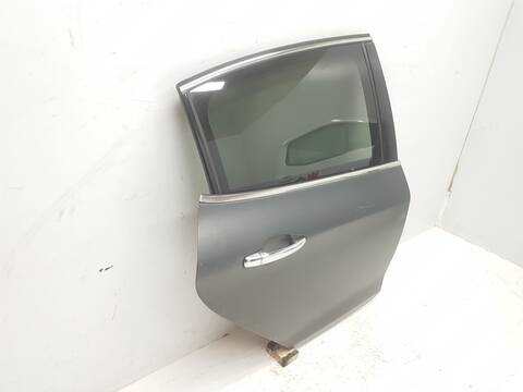 Foto 3ª: Puerta Trasera Derecha Peugeot 208 STYLE (2013)