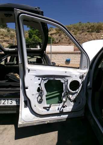 Foto 2ª: Puerta Delantera Izquierda Land Rover Freelander 2.2 D [224DT] (2012)
