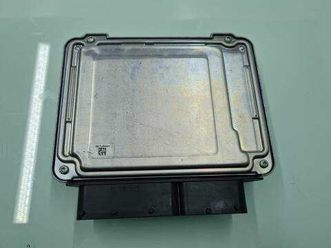 Foto 2ª: Centralita Motor ECU Volkswagen Golf LAST EDITION BM 131CV 96KW [DPB] (2019)