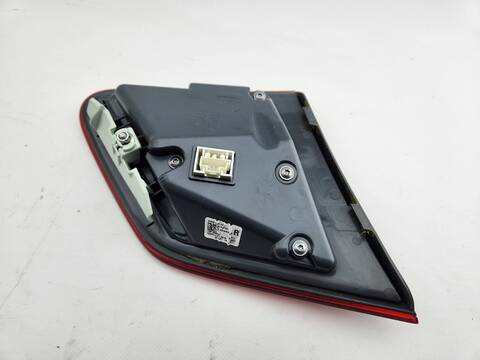 Foto 4ª: Piloto Portón Derecho Mercedes Clase B 150 B 200 CDI 246.208) 136CV 100KW [651930] (2017)