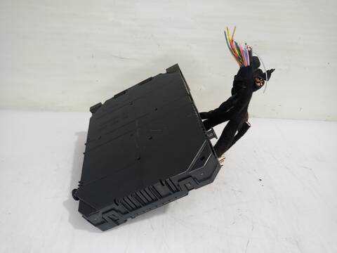 Foto 3ª: Caja Reles Fusibles Peugeot 308 ACTIVE 110CV 81KW [HNZ / HNP] (2020)