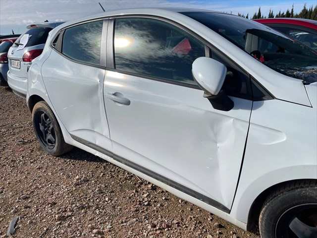 Foto 3ª: Puerta Delantera Derecha Renault Clio 1.0 G 90cv [H4D E4] (2022)