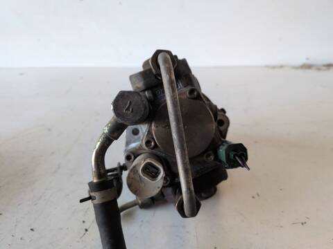Foto 3ª: Bomba Inyeccion Nissan Primera ACENTA 2.2 16V TD CAT 139CV (2001)