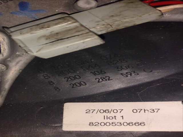 Foto 2ª: Volante Renault Megane M9R724 BERLINA II BERLINA 3P (2007)