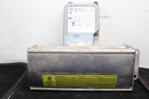 Centralita Airbag Seat Leon LAST EDITION 101CV 74KW
