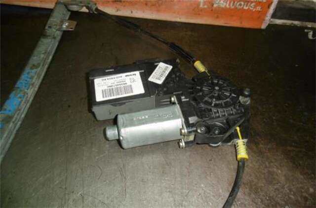 Foto 2ª: Elevalunas Eléctrico Delantero Derecho Peugeot 307 2.0 HDI 90 [RHY (DW10TD)]