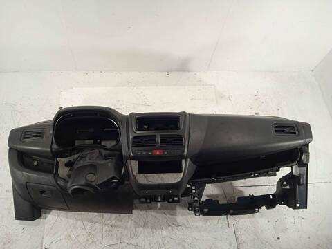 Salpicadero Opel Combo 1.3 16V CDTI 90CV 66KW