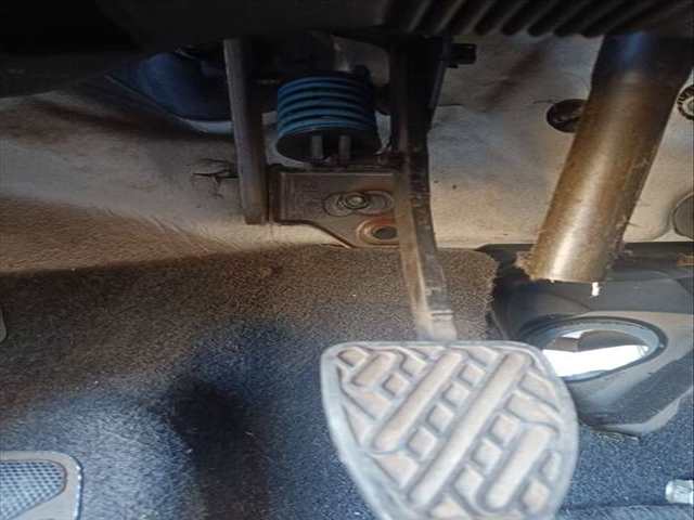 Pedal Embrague Nissan Qashqai R9M