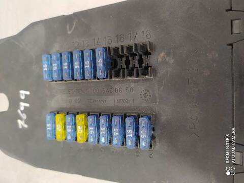 Foto 2ª: Caja Reles Fusibles Mercedes Vito 112 CDI 638.094) 122CV 90KW CAJA CERRADA [D611980]