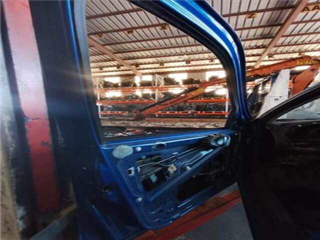 Foto 2ª: Puerta Delantera Izquierda Citroen Xsara 1.6I 16V EXCLUSIVE [1.6 LTR. - 80 KW 16V CAT (NFU - TU5JP4)] [NFU (TU5JP4)]