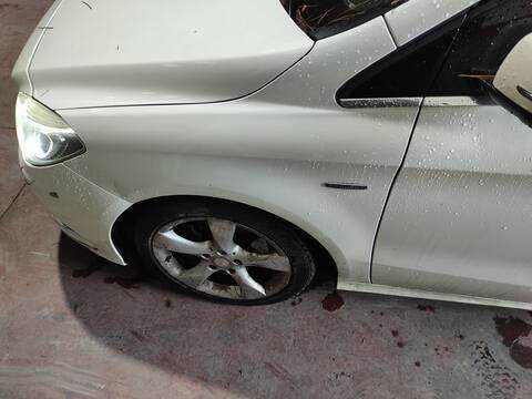 Aleta Delantera Izquierda Mercedes Clase B 150 270910