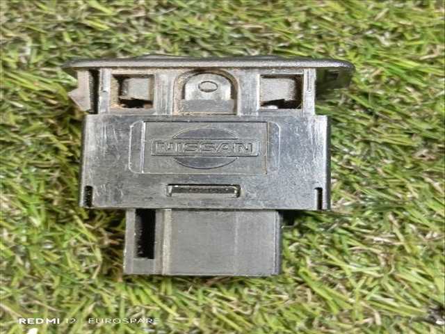 Foto 3ª: Mando Regulador Asientos Nissan Patrol 2.8 TD Y61 TD6 [RD28ETI] (1999)