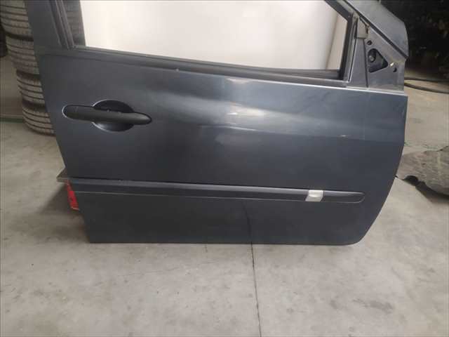 Foto 2ª: Puerta Delantera Derecha Renault Clio 1.4 GASOLINA [G/K4J G7] (2007)