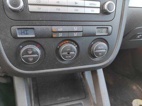 Mando Climatizador Volkswagen Golf CAX