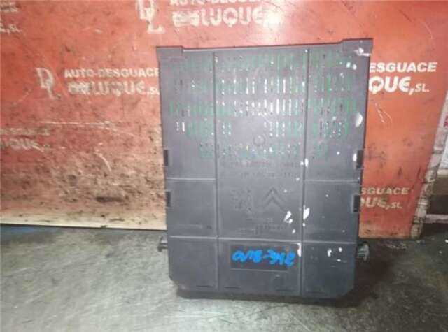 Foto 2ª: Caja Reles Fusibles Citroen C4 1.6 HDI [9HZ-DV6TED4]
