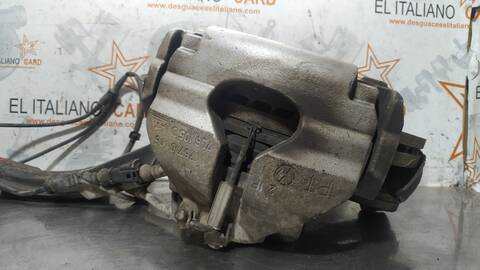 Foto 3ª: Mangueta Delantera Derecha Volkswagen Touareg TDI R5 174CV 128KW [BAC] (2004)