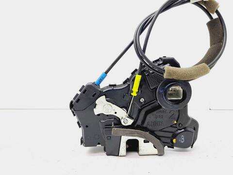 Foto 2ª: Cerradura Puerta Delantera Derecha Toyota Avensis 2.0 D-4D CAT 124CV 91KW [1AD] (2014)