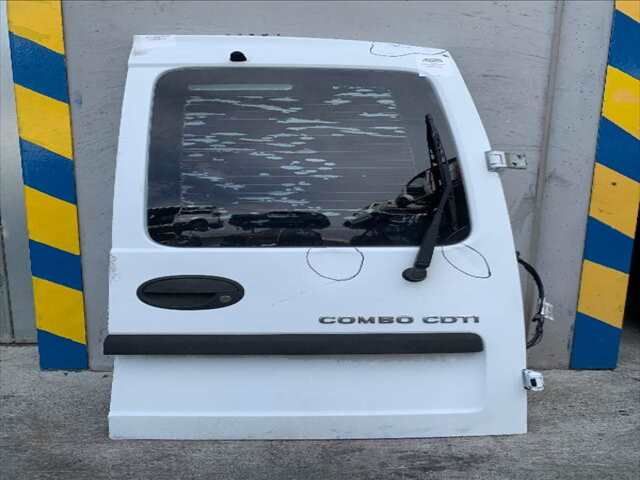 Puerta Trasera Derecha Opel Combo 1.3 CDTI
