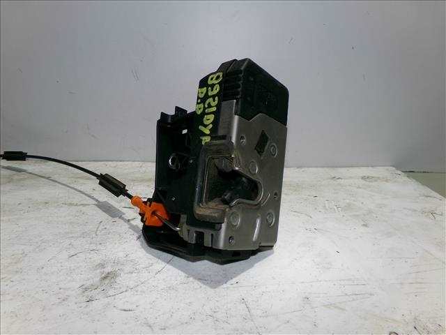 Foto 3ª: Cerradura Puerta Delantera Derecha Opel Corsa 1.2 G MODELO C , 2000-2006 [Z12XEP] (2006)