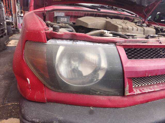 Faro Derecho Mitsubishi Montero 1.8 GDI 4X4