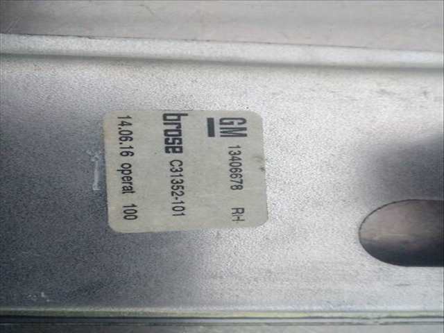 Foto 2ª: Elevalunas Manual Trasero Derecho Opel Astra SELECTIVE START/STOP 110CV 81KW [B16DTE] (2016)