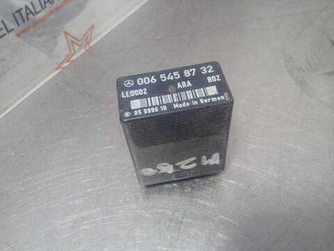 Caja Reles Fusibles Mercedes Clase E 180 BERLINA 113CV 83KW