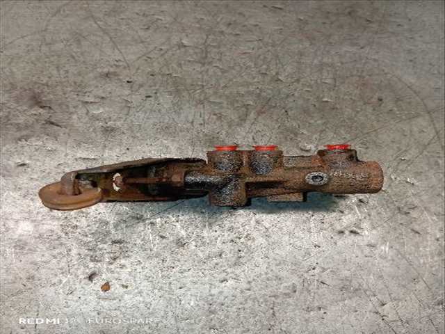 Foto 3ª: Bomba Freno Mitsubishi L200 2.5 D 4P CAJA ABIERTA [4D56] (1999)