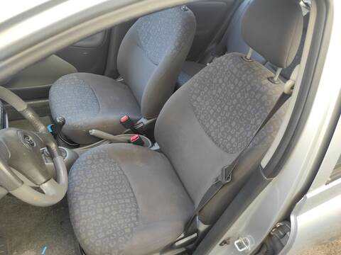Asiento Delantero Izquierdo Toyota Yaris 2NZFE
