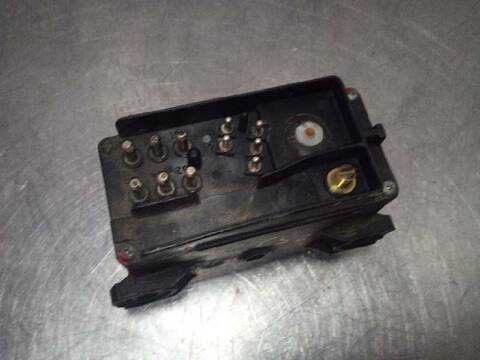 Foto 2ª: Caja Reles Fusibles Mercedes Clase C 160 BERLINA 75CV 55KW