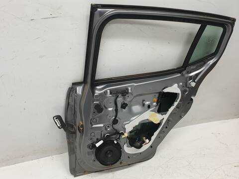 Foto 3ª: Puerta Trasera Derecha Dacia Sandero STEPWAY EXTREME GO (2022)