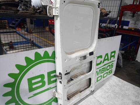 Foto 3ª: Puerta Trasera Derecha Peugeot Boxer 2.2 HDI FAP CAT 131CV (2010)