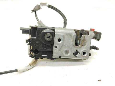 Foto 4ª: Cerradura Puerta Trasera Derecha Peugeot 208 1.2 12V E-VTI 82CV 60KW [HM05] (2019)