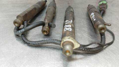 Foto 3ª: Inyectores Volkswagen Sharan BASICO 110CV 81KW [AFN] (1997)