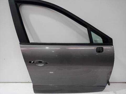 Foto 2ª: Puerta Delantera Derecha Renault Scenic BOSE EDITION 110CV [K9K836] (2009)