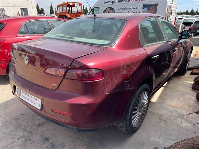 Foto 3ª: Paragolpes Trasero Alfa Romeo 159 1.9 JTD 150cv [939A2000] (2008)