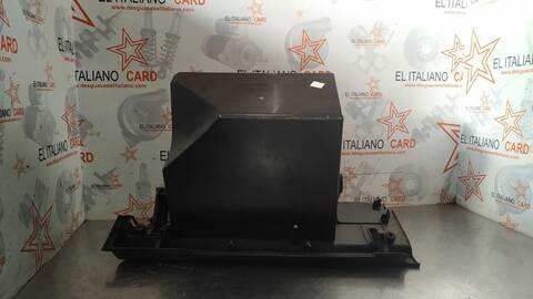 Foto 4ª: Guantera Nissan Qashqai TEKNA 106CV 78KW [D-K9K] (2008)