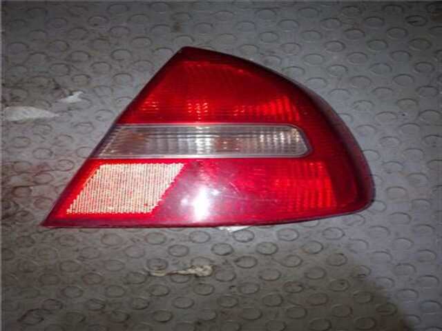 Piloto Trasero Derecho Mitsubishi Carisma 1.9 1900 DI-D COMFORT [1.9 LTR. - 75 KW DI-D CAT]