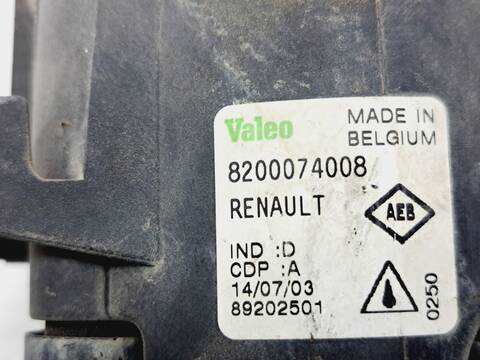 Foto 3ª: Faro Antiniebla Delantero Derecho Renault Megane 1.5 DCI DIESEL BERLINA 82CV 60KW II BERLINA 5P [K9K D7] (2003)