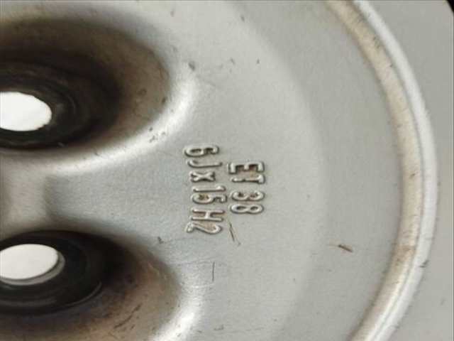 Foto 2ª: LLanta Chapa Volkswagen Golf 2.0 BERLINA 115CV 85KW [2E] (1994)