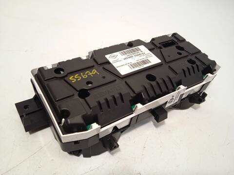 Foto 4ª: Cuadro de Instrumentos Renault Trafic 2.0 DCI 145 FGML) 145CV 107KW FURGONETA [M9R710] (2021)