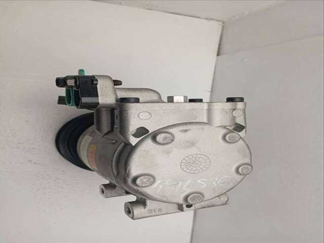 Foto 2ª: Compresor Aire Acondicionado Hyundai Accent VERSION INDEFINIDA (2000)