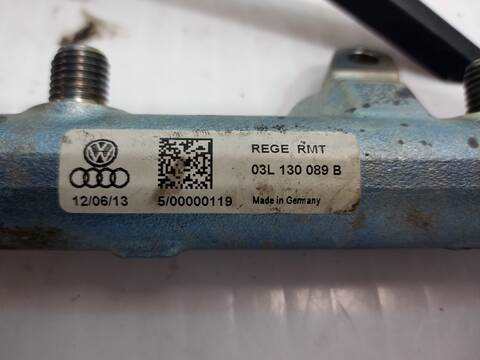 Foto 3ª: Rampa Inyectora Skoda Fabia FAMILY 75CV 55KW [CAYA] (2013)