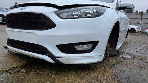 Foto 3ª: Paragolpes Delantero Ford Focus M11D BERLINA (2017)