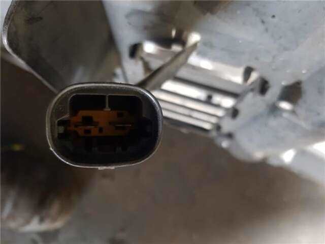 Foto 3ª: Electroventilador Peugeot 307 2.0 X-LINE [2.0 LTR. - 100 KW 16V HDI FAP CAT (RHR - DW10BTED4)] [RHR (DW10BTED4)]