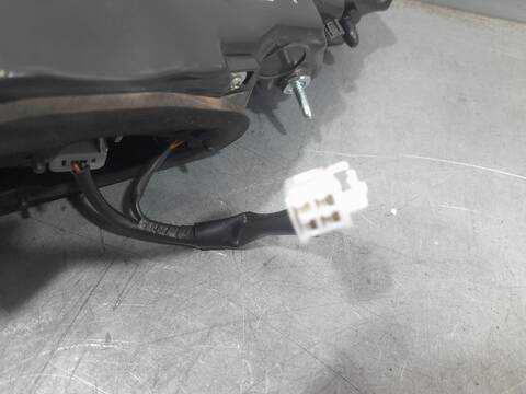 Foto 3ª: Piloto Trasero Derecho Toyota Corolla HYBRID ACTIVE 98CV 72KW [2ZR] (2019)