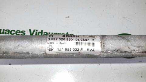 Foto 3ª: Brazo Limpia Delantero Izquierdo Skoda Octavia 2.0 TDI BERLINA 140CV 103KW [BKD] (2008)