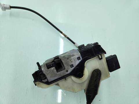 Foto 2ª: Cerradura Puerta Delantera Derecha Peugeot 208 ACCESS 68CV 50KW [8H01] (2012)