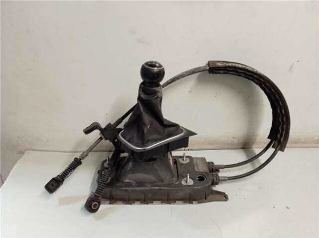 Palanca de Cambio Volkswagen Golf 2.0 ADVANCE [2.0 LTR. - 103 KW TDI]